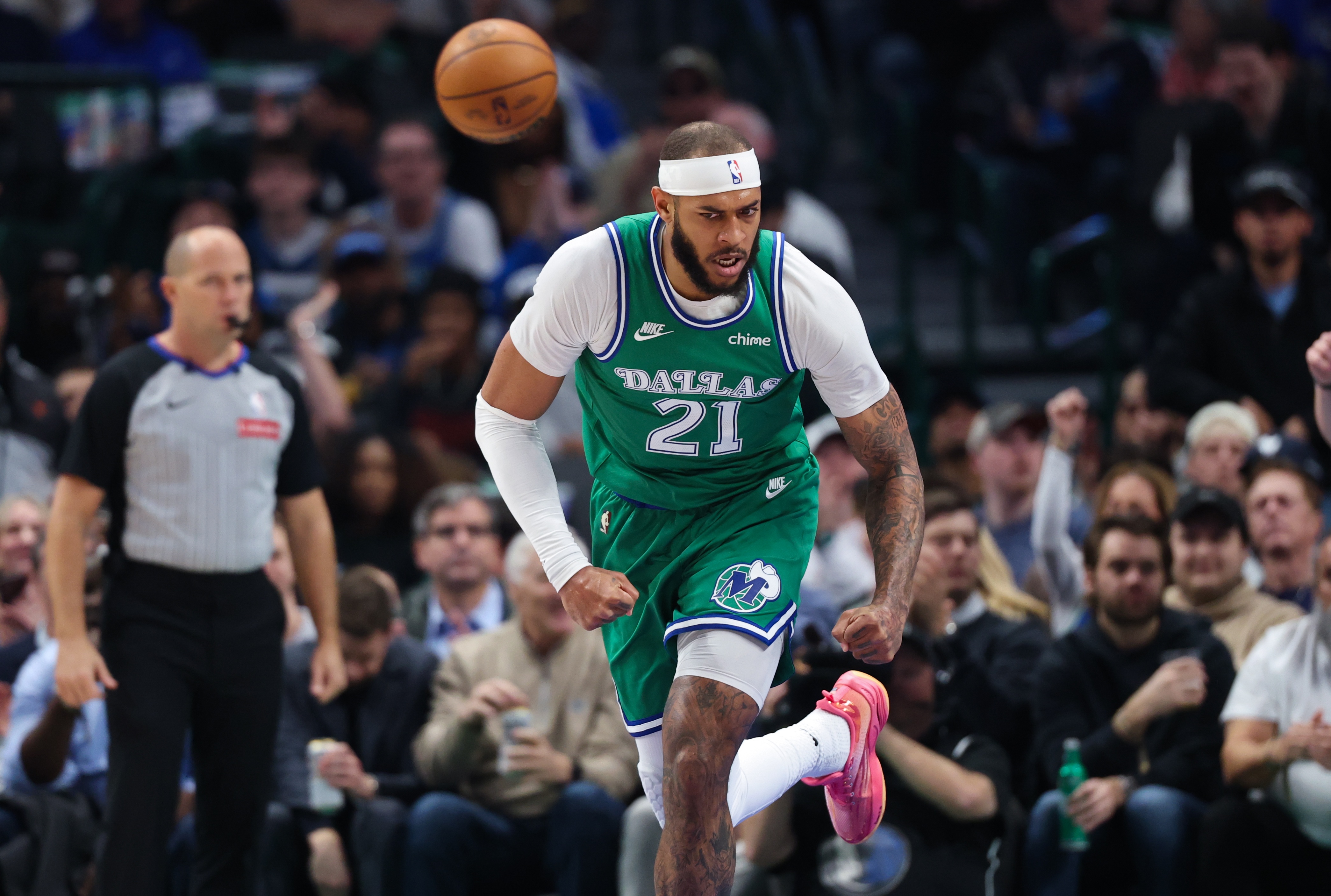 开云APP-基德：加福德身体状态更好了 我们在想办法让他更多参与到进攻