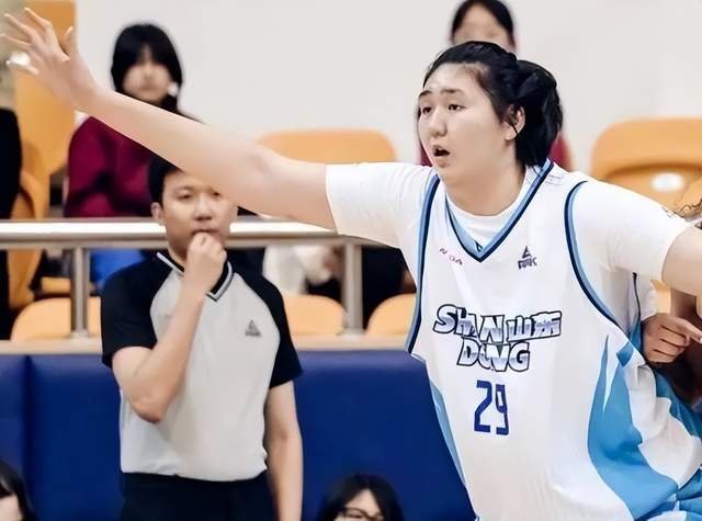 kaiyun-山东女篮大胜陕西张子宇8分钟砍19分，侯冰的用人思路要改变了